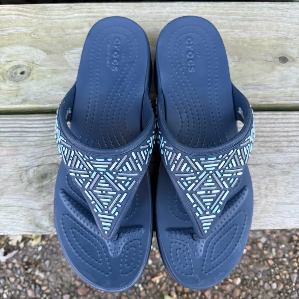 CROCS Blue Wedge Thong Sandal Beaded Monterey Flip Flop 206851 Gray Platform 11